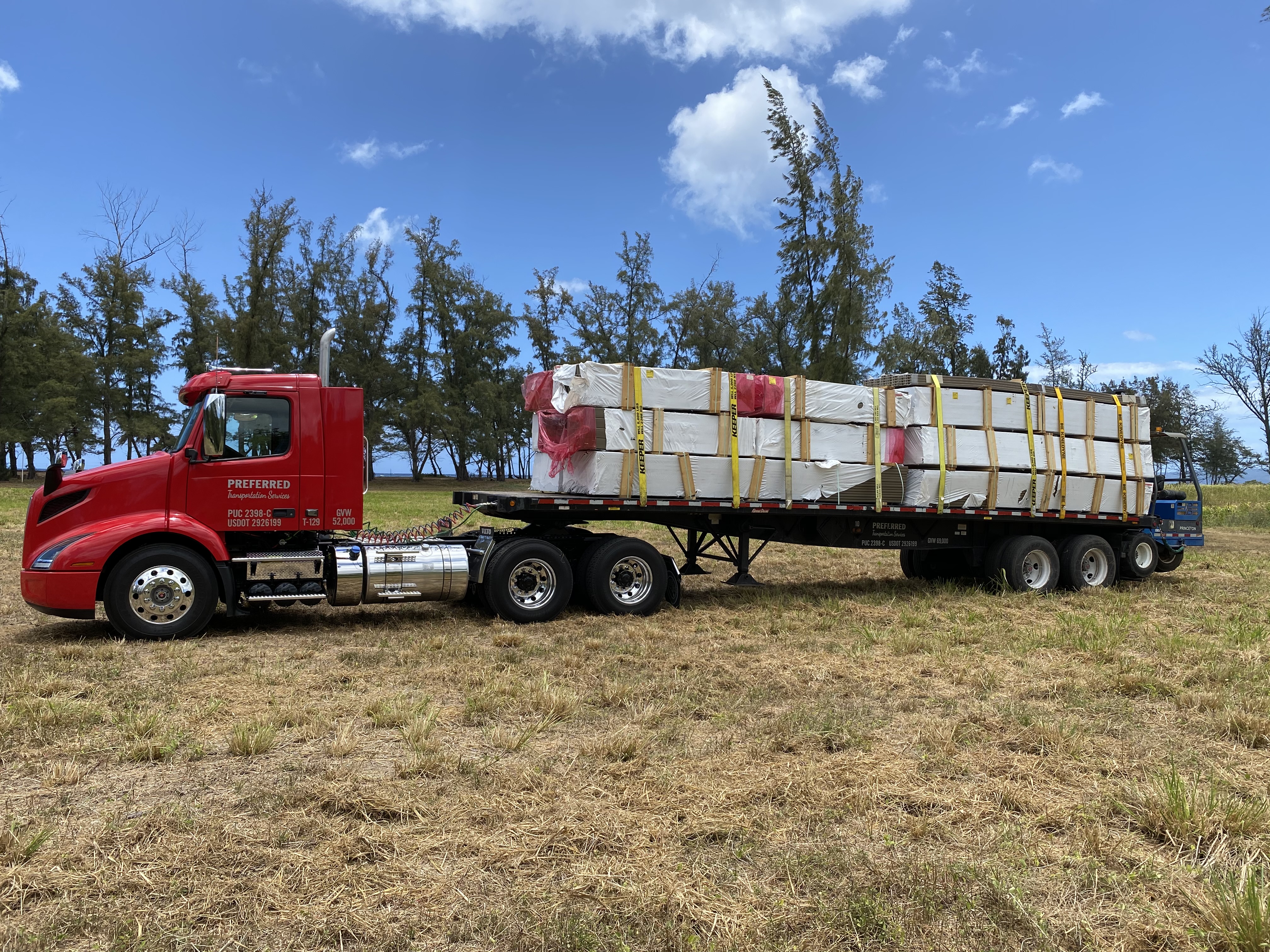 Flatbed Trucks, Flatbed and Drop Deck Trailers